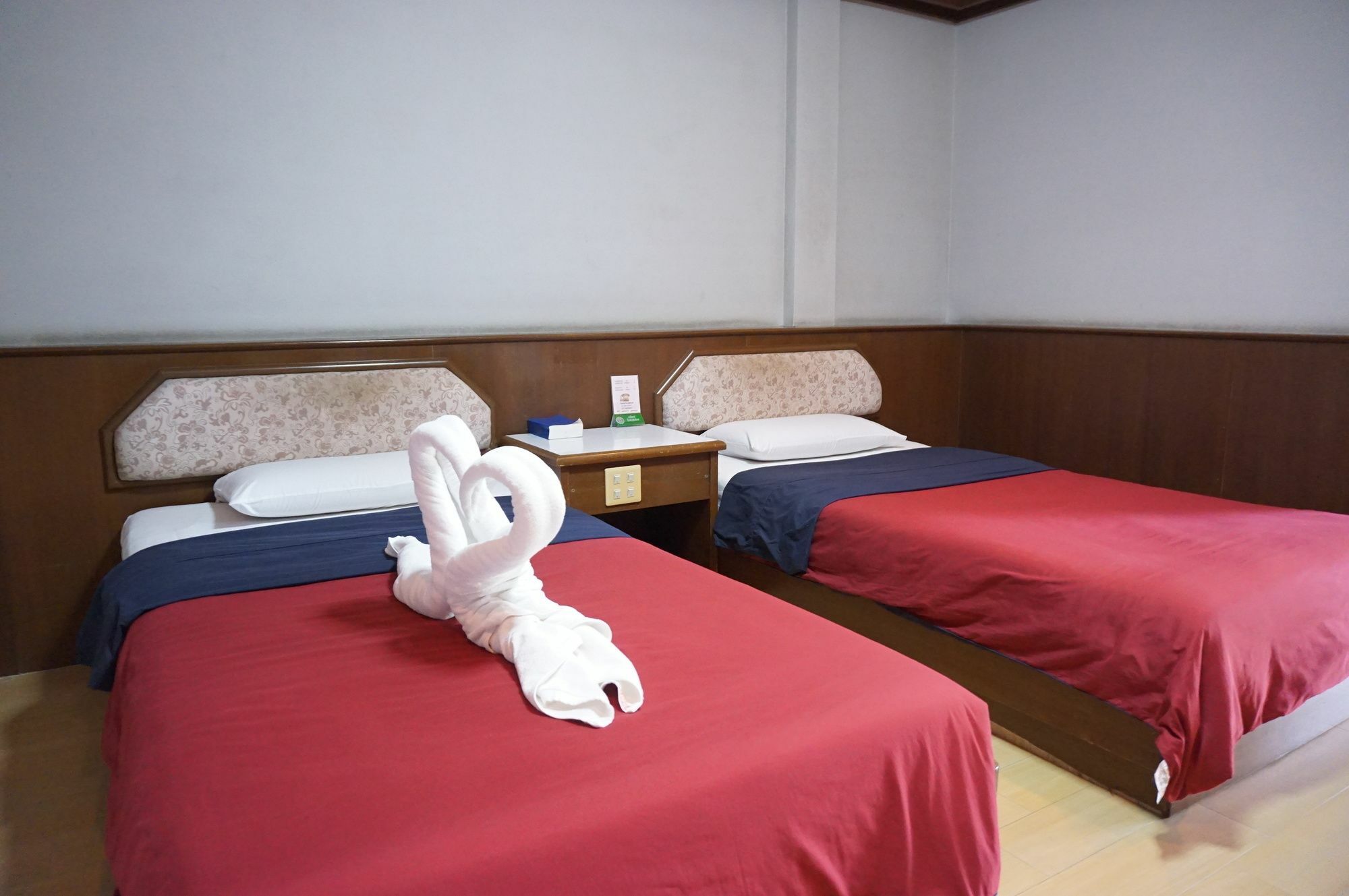 Eiffel Inn Ранонг Экстерьер фото