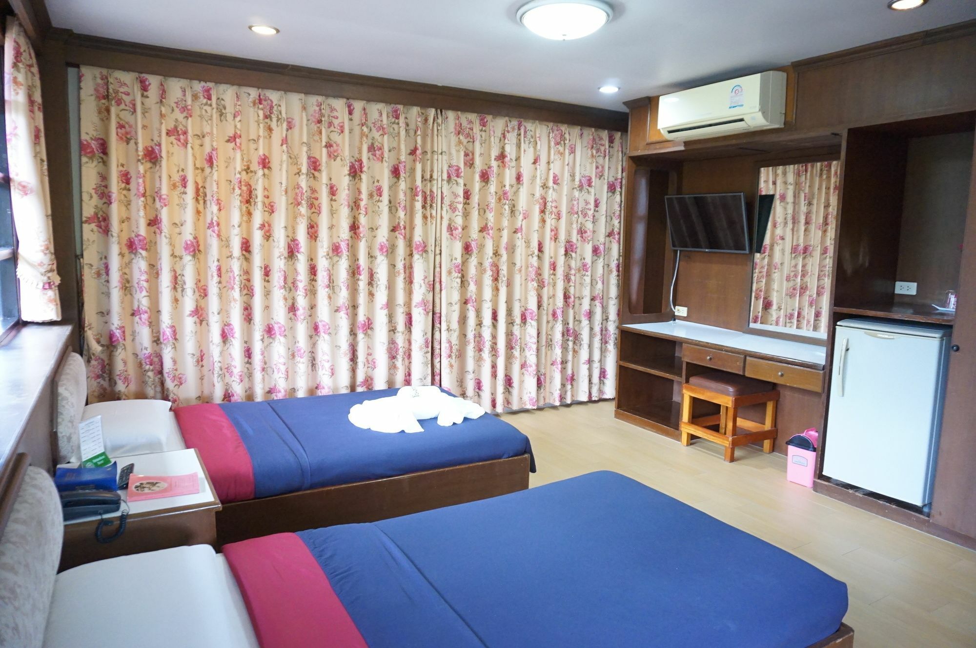 Eiffel Inn Ранонг Экстерьер фото